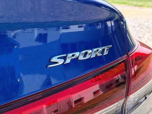 Used 2023 Honda Civic Sport image 32