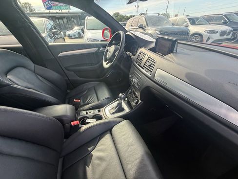 Used 2018 Audi Q3 2.0T Premium Plus w/ Premium Plus Package AWD/4WD image 25
