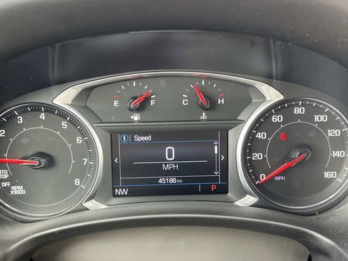 Used 2018 GMC Terrain Denali w/ Advanced Safety Package AWD/4WD image 25