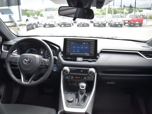 Certified 2022 Toyota RAV4 SE w/ Convenience Package AWD/4WD image 26