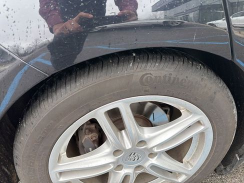 Used 2015 Porsche Panamera 4 image 27