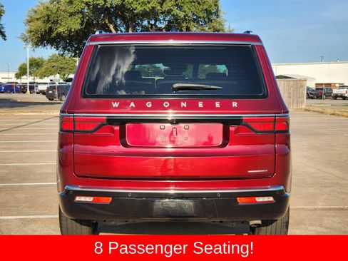 Used 2024 Jeep Wagoneer Series II w/ Flexible Seating Group AWD/4WD image 5