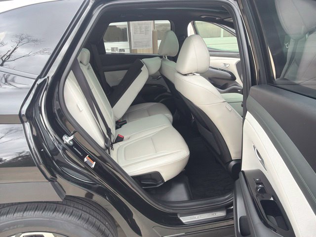 Used 2025 Hyundai Tucson Limited FWD image 24