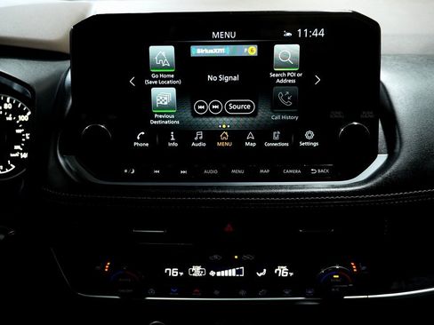 Used 2021 Nissan Rogue SL w/ Premium Package image 19