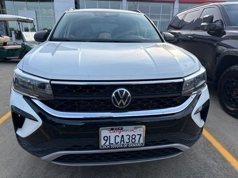 Used 2024 Volkswagen Taos S AWD/4WD image 11