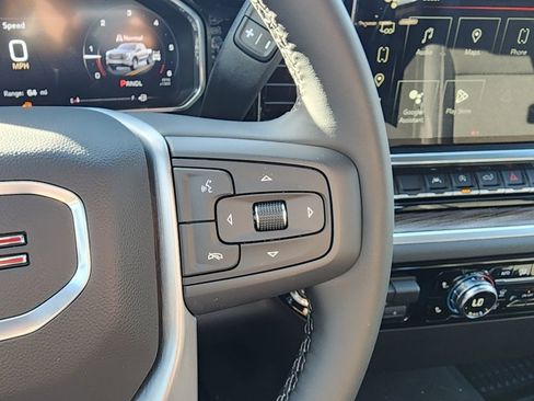 New 2026 GMC Sierra 1500 Elevation image 22