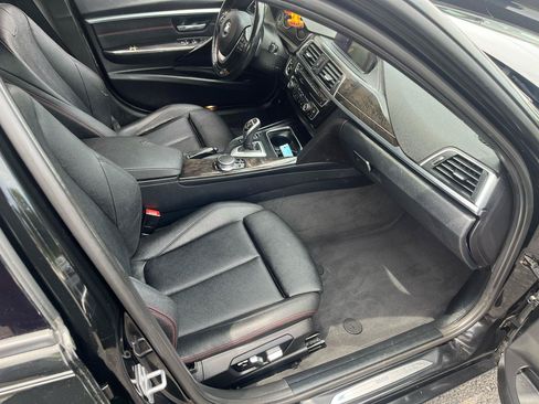 Used 2018 BMW 328d xDrive Sedan AWD/4WD image 29