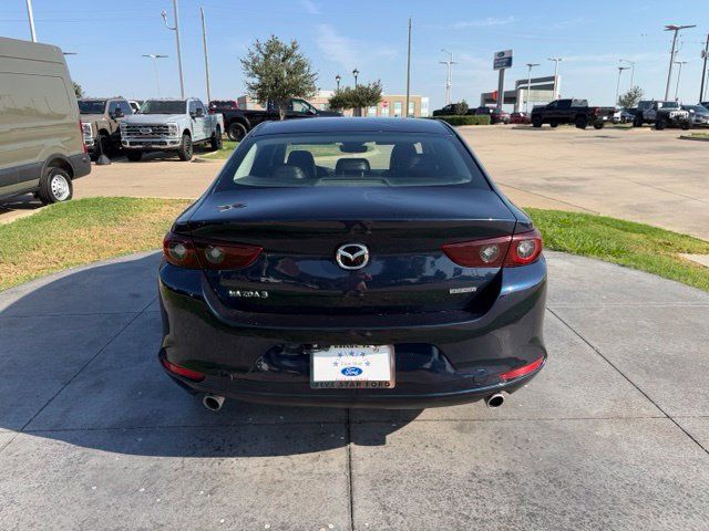 Used 2022 MAZDA MAZDA3 s FWD image 6