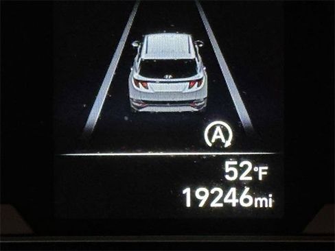 Used 2023 Hyundai Tucson SE image 29