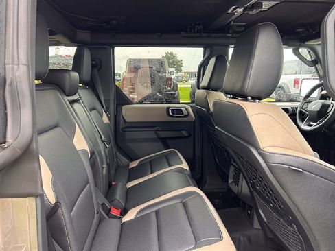 New 2026 Ford Bronco Big Bend w/ Black Diamond Package AWD/4WD image 17