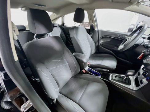 Used 2018 Ford Fiesta SE FWD image 29