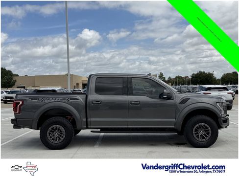Used 2019 Ford F150 Raptor w/ Equipment Group 802A Luxury AWD/4WD image 3