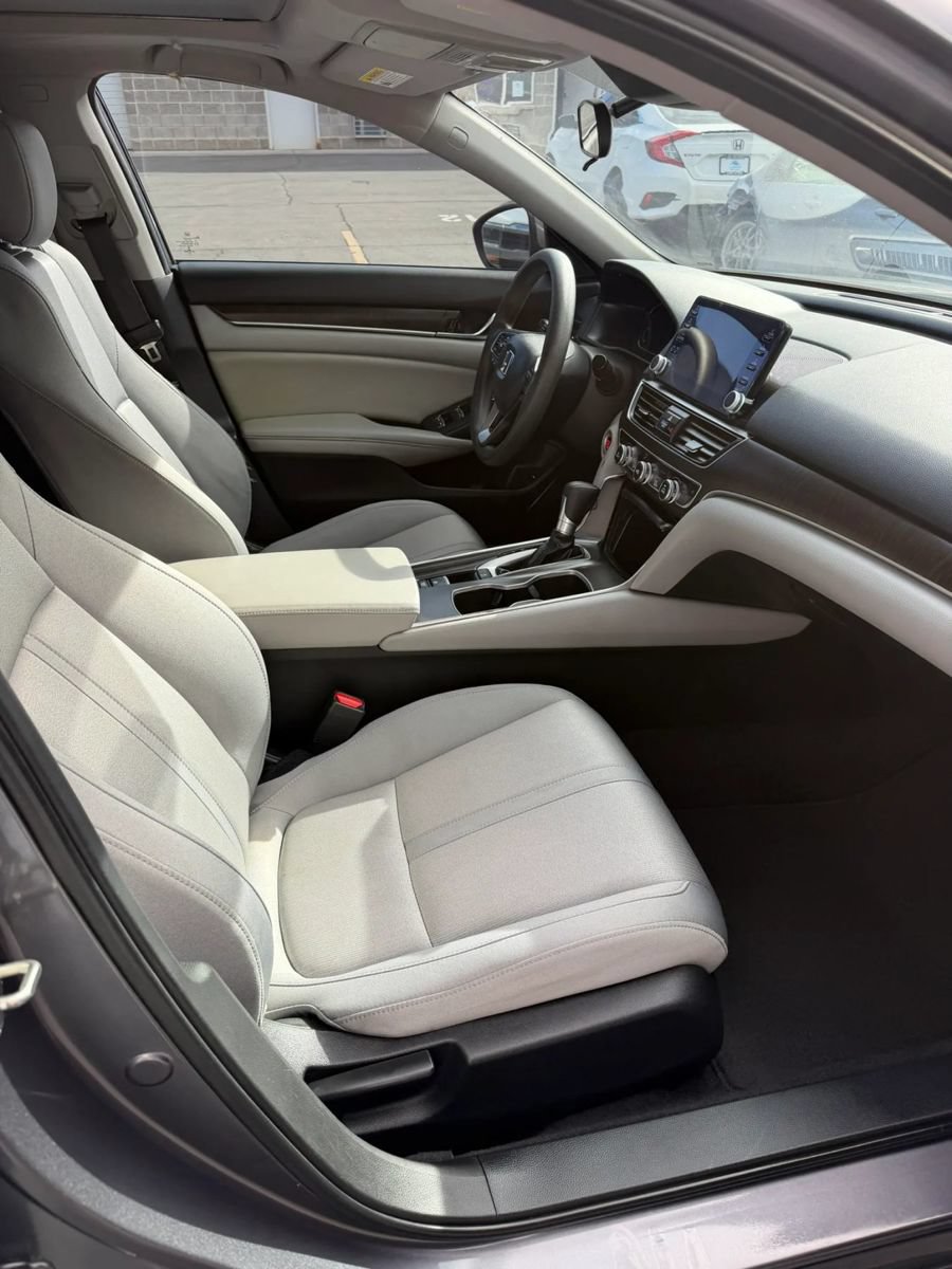 Used 2020 Honda Accord EX image 13