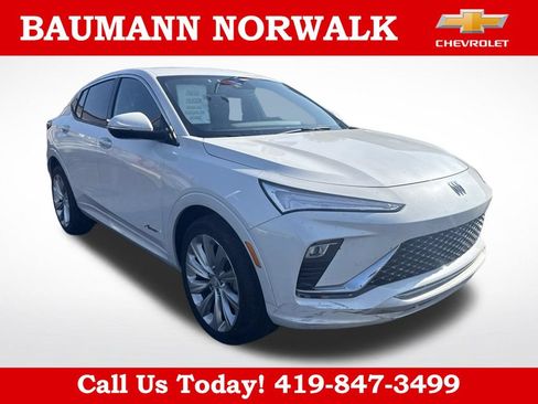 Used 2024 Buick Envista Avenir FWD image 3