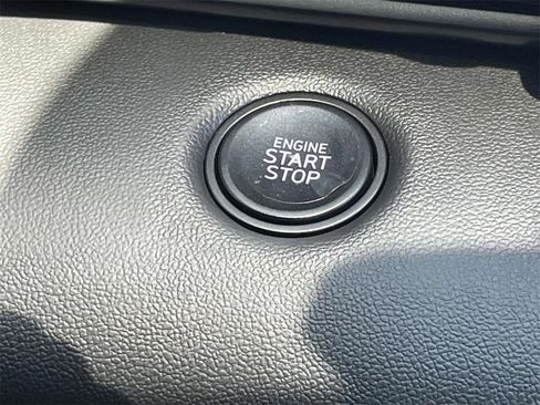 New 2025 Hyundai Elantra Sport image 29