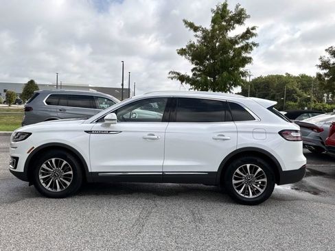 Used 2020 Lincoln Nautilus FWD w/ Equipment Group 101A image 6