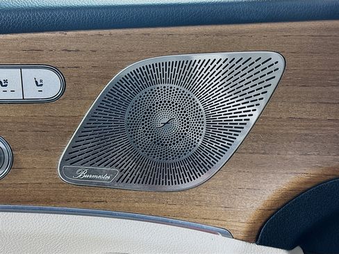 Used 2021 Mercedes-Benz GLS 450 4MATIC image 24