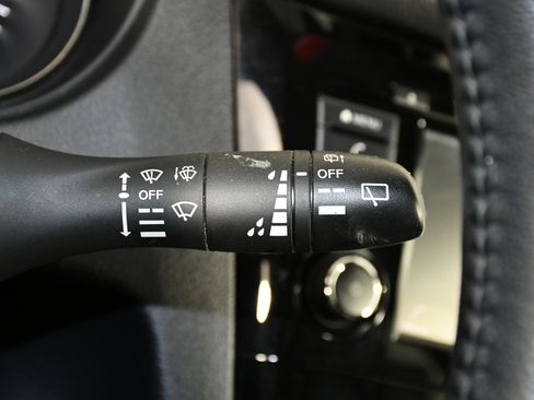 Used 2020 Nissan Rogue S w/ Special Edition Package image 24