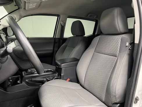 Used 2020 Toyota Tacoma SR AWD/4WD image 22