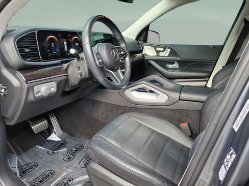 Used 2023 Mercedes-Benz GLS 450 4MATIC image 20