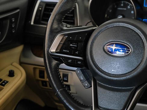 Used 2019 Subaru Outback 2.5i Limited w/ Popular Package #2 image 16