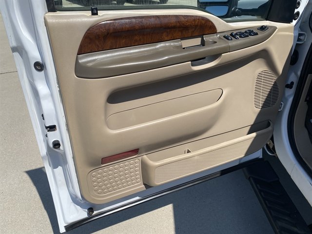Used 2004 Ford F250 Lariat AWD/4WD image 15