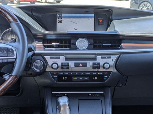 Used 2018 Lexus ES 350 w/ Navigation System Package FWD image 14
