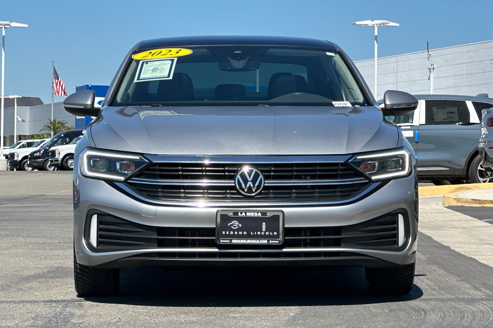 Used 2023 Volkswagen Jetta SEL FWD image 8