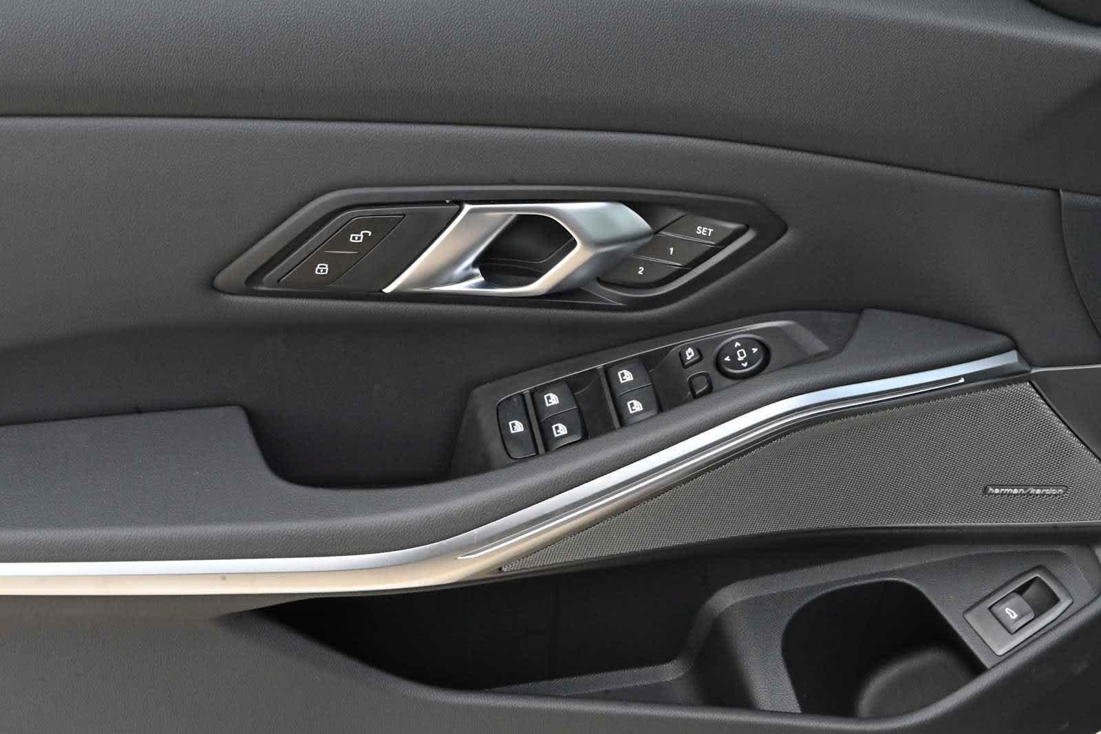 Used 2026 BMW 330i Sedan w/ Premium Package RWD image 20