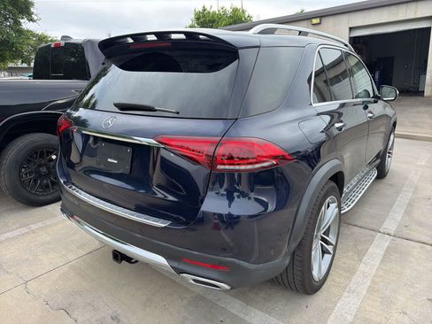 Used 2021 Mercedes-Benz GLE 350 image 4