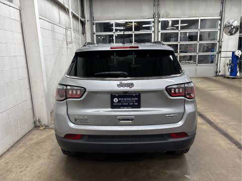 Used 2022 Jeep Compass Latitude image 7