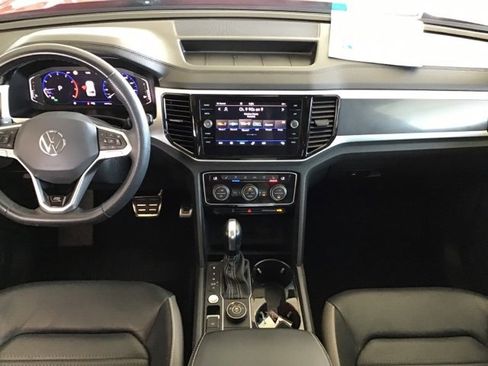 Used 2021 Volkswagen Atlas SEL Premium image 41