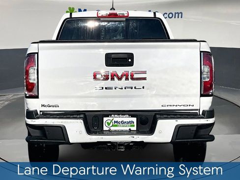 Used 2022 GMC Canyon Denali image 6