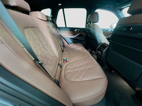 New 2026 BMW X5 xDrive40i w/ Climate Comfort Package image 29