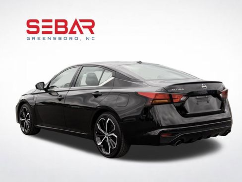 Used 2023 Nissan Altima 2.5 SR FWD image 8
