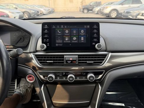 Used 2019 Honda Accord Sport image 19