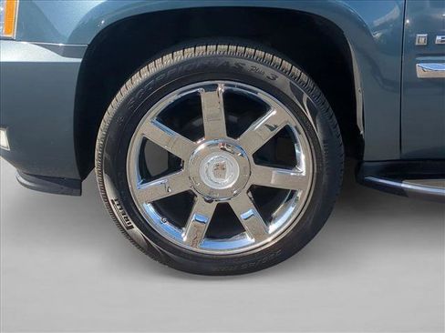 Used 2008 Cadillac Escalade AWD image 27