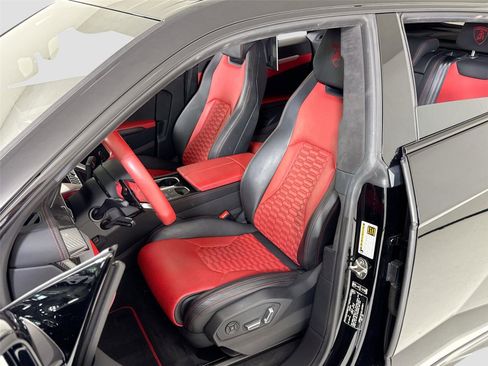 Used 2020 Lamborghini Urus image 14