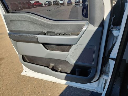 Used 2023 Ford F150 XLT w/ Trailer Tow Package image 12