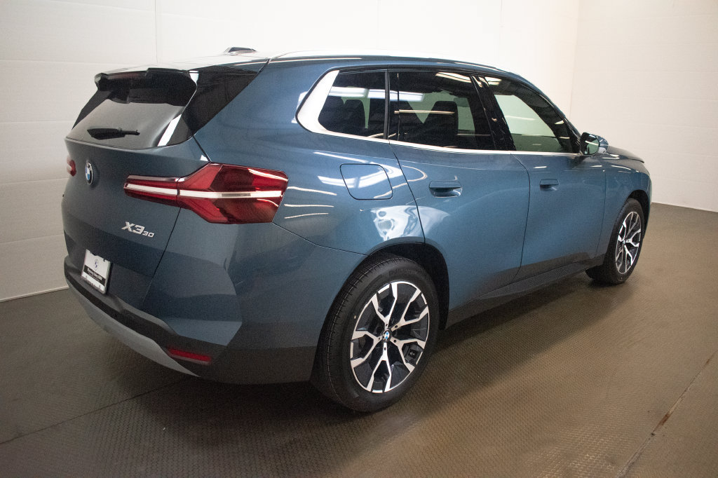 New 2026 BMW X3 xDrive30i w/ Premium Package AWD/4WD image 4