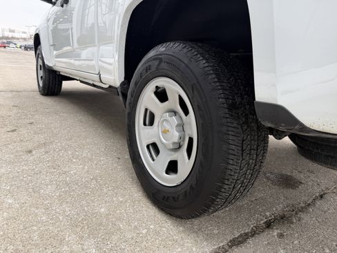 Used 2022 Chevrolet Colorado W/T w/ WT Convenience Package image 11