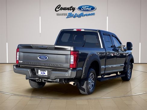 Used 2017 Ford F350 Lariat image 25