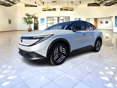 New 2026 Nissan Leaf SV+ image 2