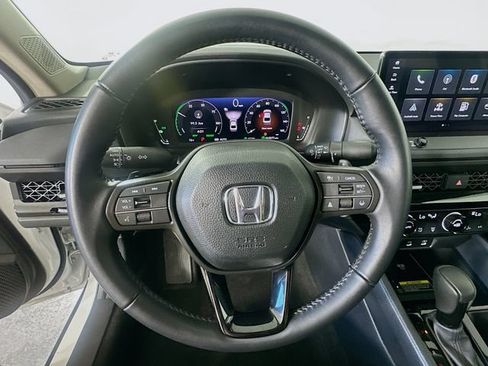 Used 2025 Honda Accord EX-L image 24