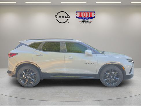 Used 2021 Chevrolet Blazer RS w/ Enhanced Convenience Package AWD/4WD image 2