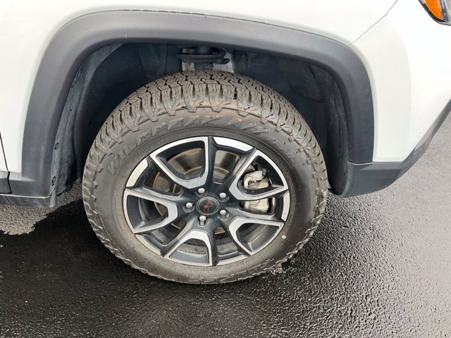 Used 2025 Jeep Compass Trailhawk AWD/4WD image 15