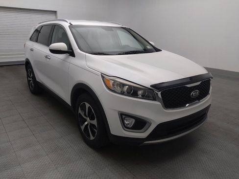 Used 2018 Kia Sorento EX image 13