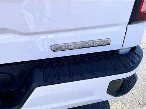 Used 2023 GMC Sierra 1500 Elevation AWD/4WD image 8