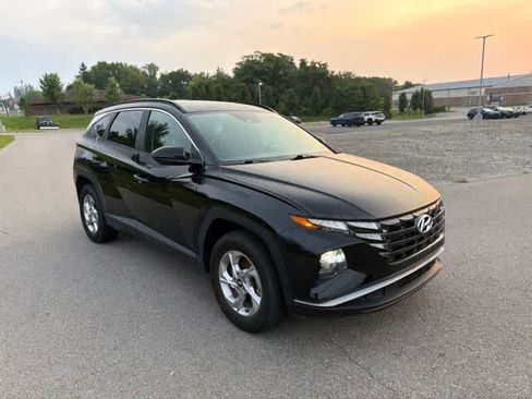 Used 2022 Hyundai Tucson SEL w/ Cargo Package AWD/4WD image 5