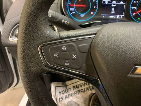 Used 2018 Chevrolet Cruze LT image 29
